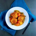 Curry de légumes et boulettes de poisson