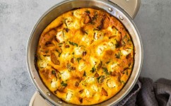 Frittata aux carottes, à la feta et au cumin